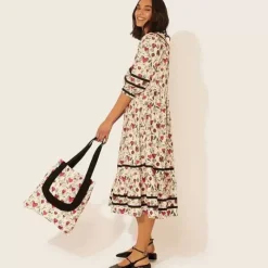 Cath Kidston Shopper & Bookbags*Shape My Heart New Frill Tote